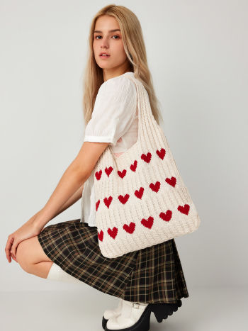 Sweetheart Woven Tote