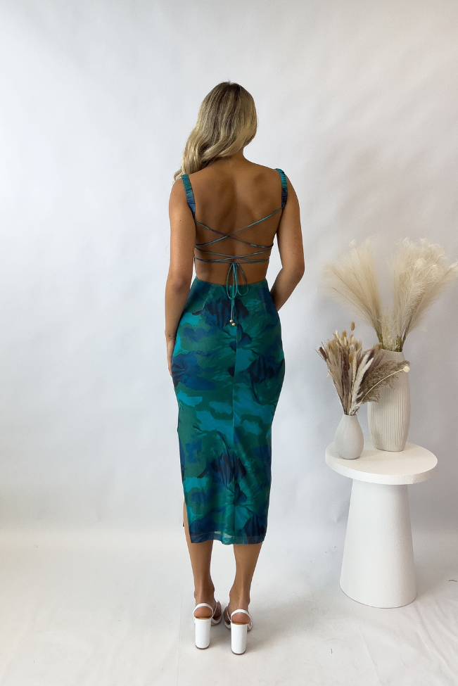 Cora Bay Print Midi Dress
