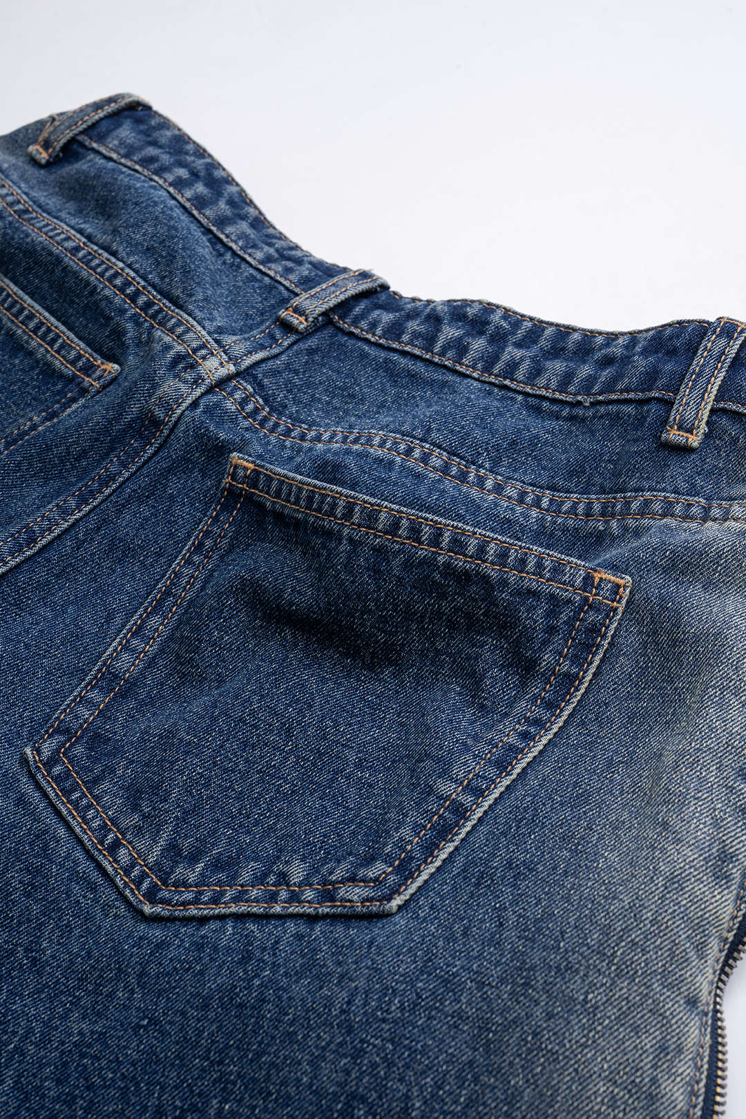 Dual-Tone Wide-Leg Jeans