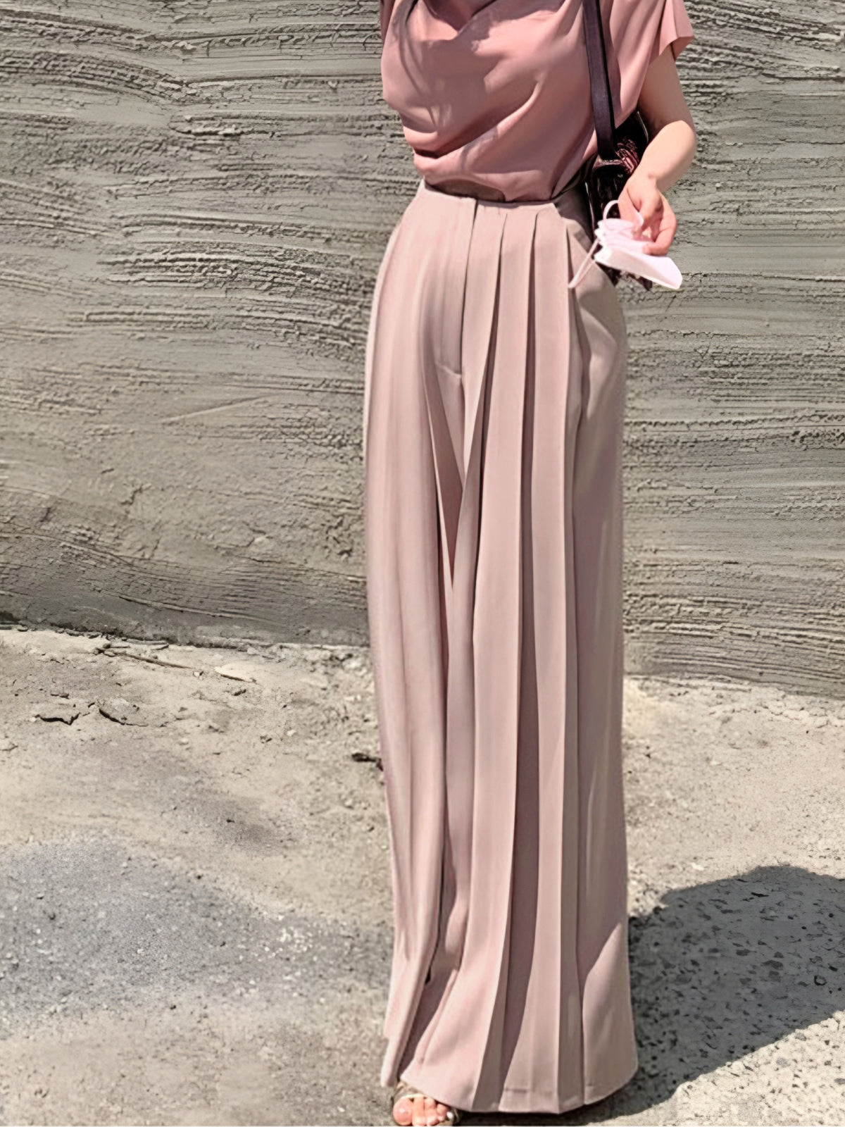 Tailored Pleated Wide-Leg Trousers