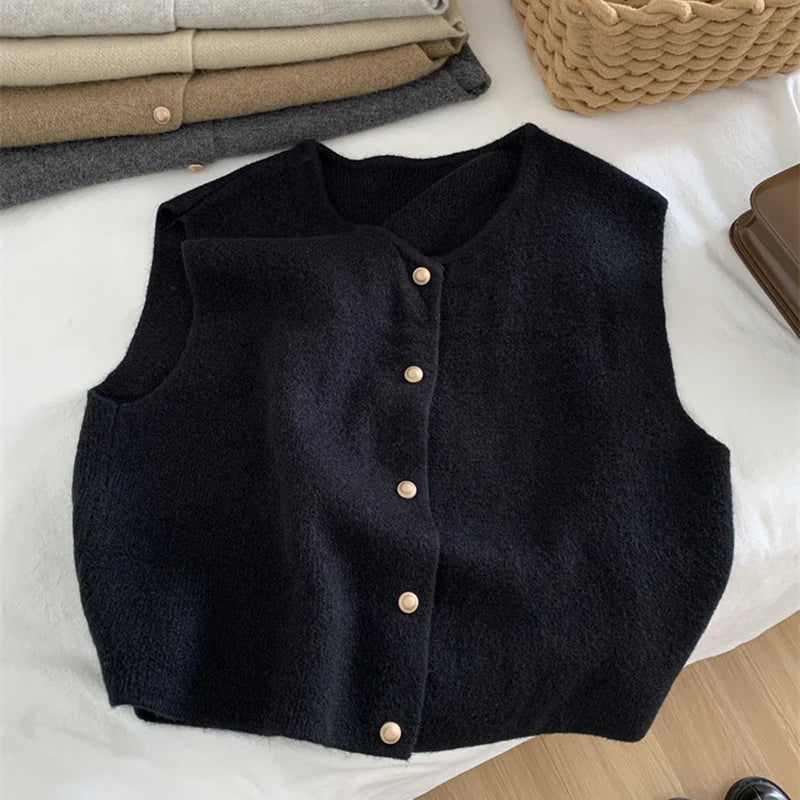 Everlow Button Knit Vest