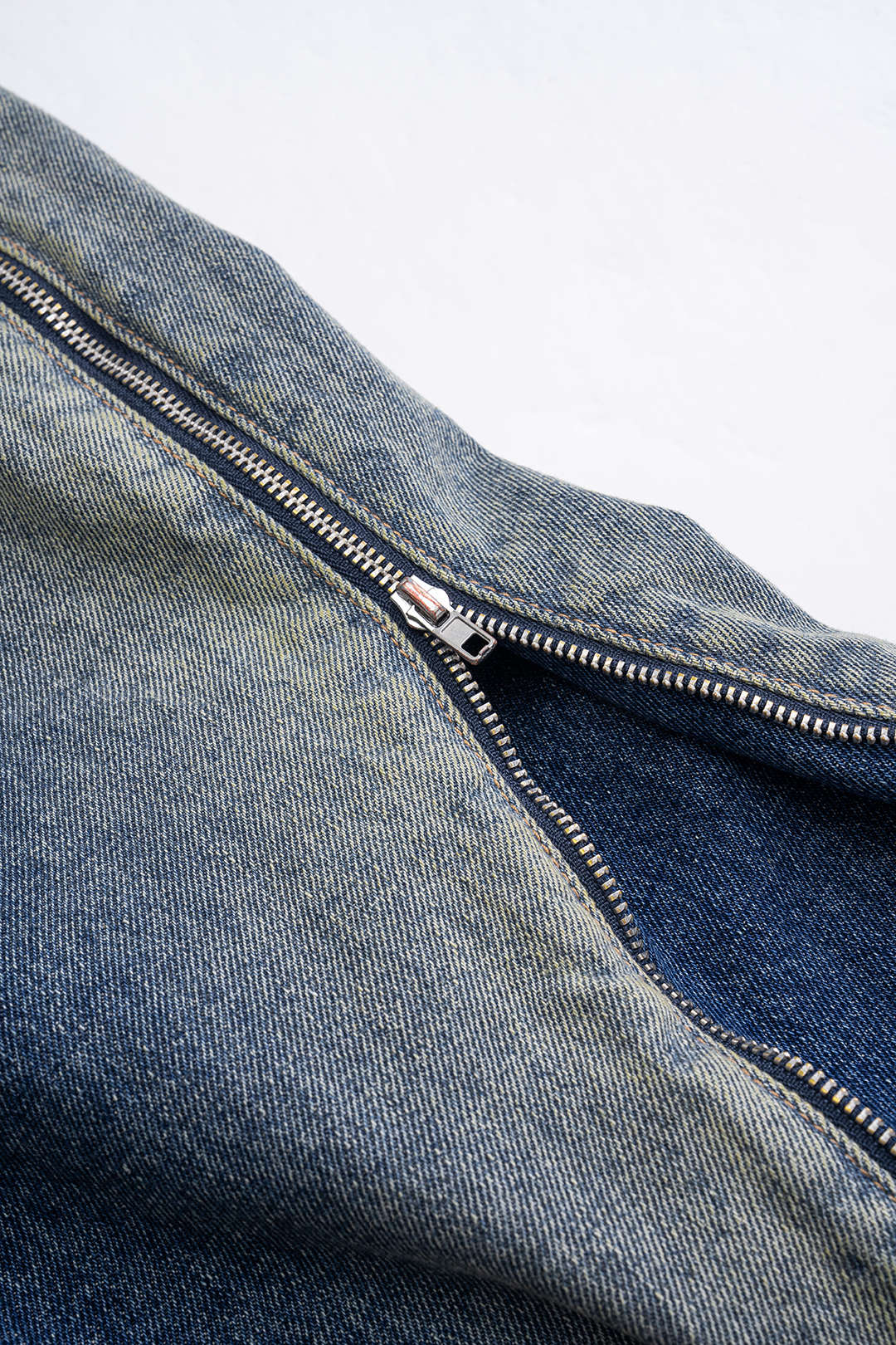 Dual-Tone Wide-Leg Jeans