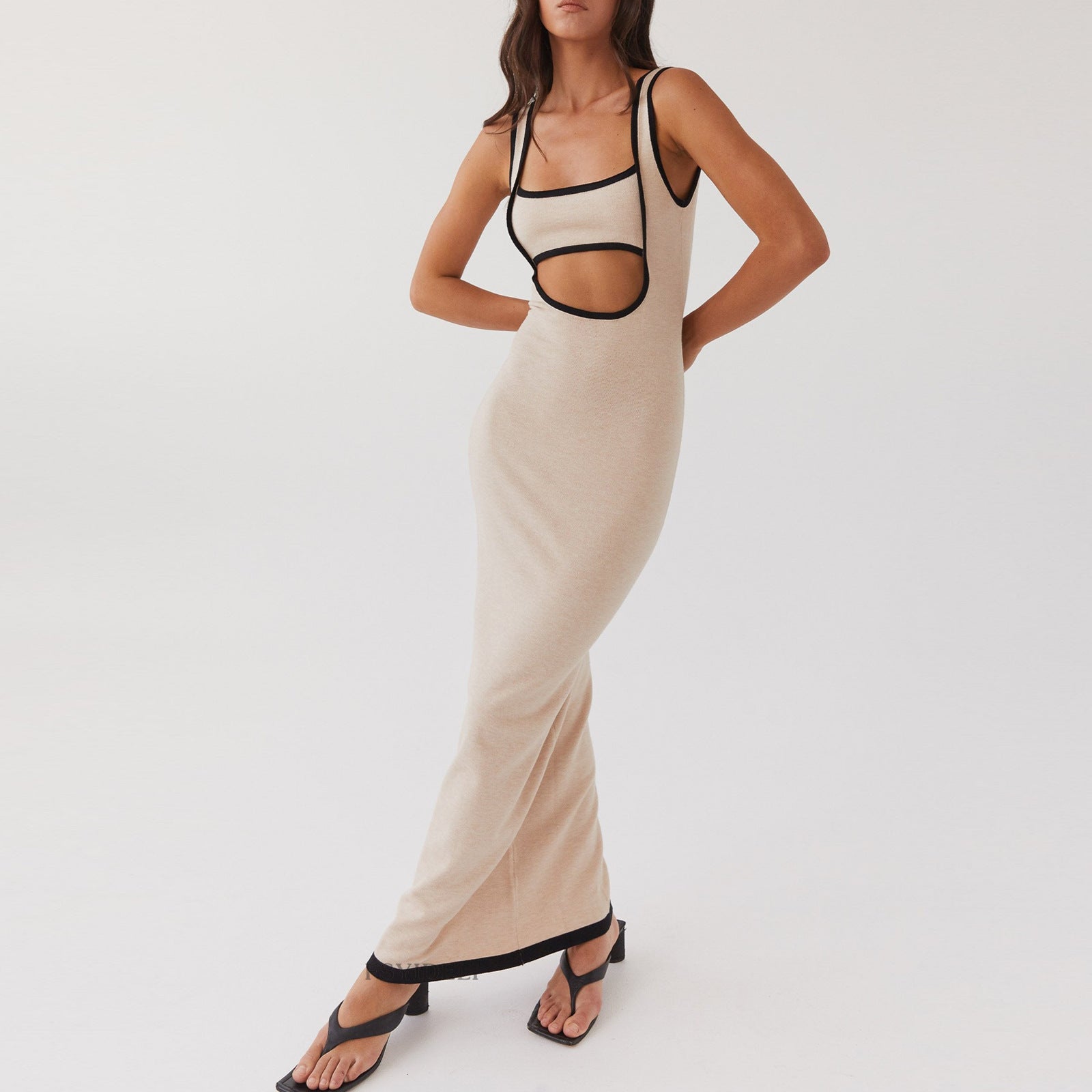 Outline Muse Contrast Maxi Dress